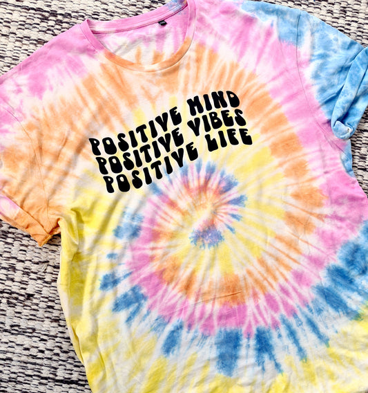 Tie dye tshirt - POSTIVE VIBES